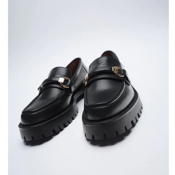 flat track sole loafers zara